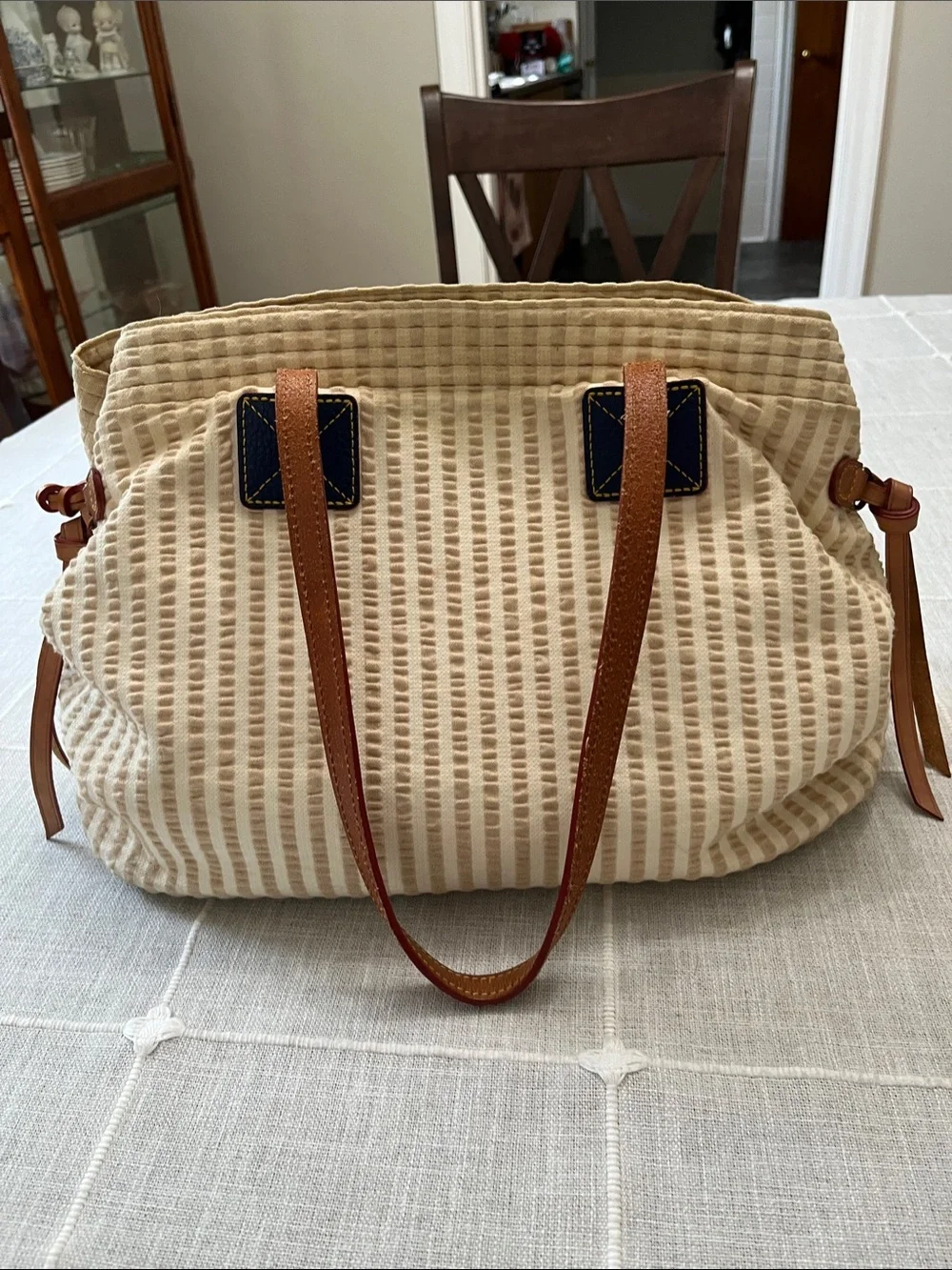 DOONEY&BOURKE VINTAGE Cream Tote with Brown Leather Straps and Navy Accents - Picture 1 of 10